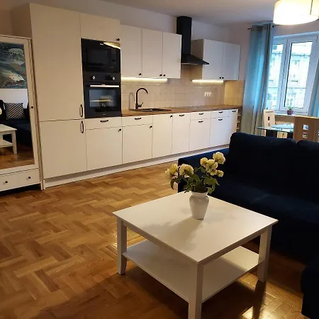 Apart- Salon Z Aneksem Kuchenym, 2 Sypialnie, Lazienka Szczecin