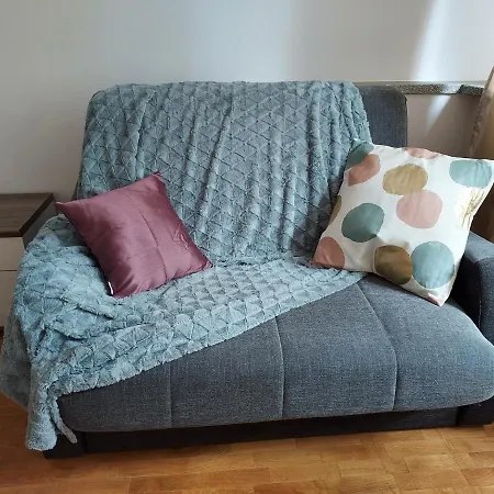 Apart- Salon Z Aneksem Kuchenym, 2 Sypialnie, Lazienka *