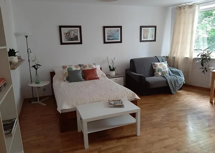 Apart- Salon Z Aneksem Kuchenym, 2 Sypialnie, Lazienka